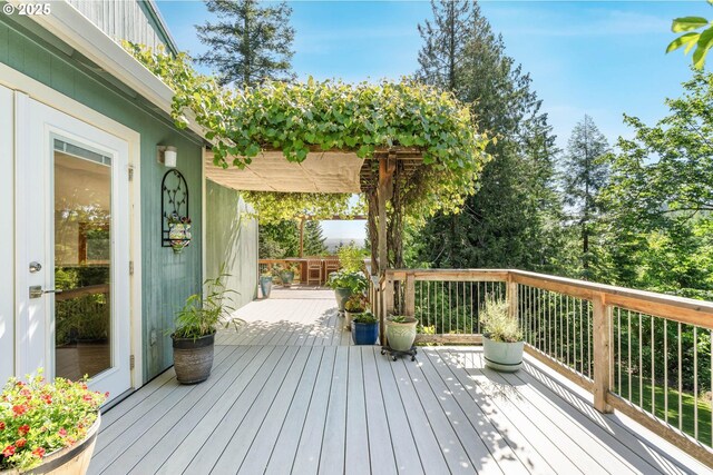 16448 NW Mcnamee Rd, Portland, OR 97231 - view of wooden deck