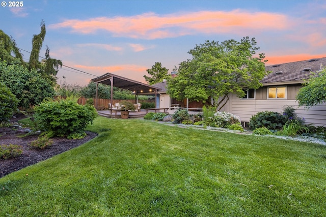 2691 Country Ln, Eugene, OR 97401 - view of yard featuring a patio