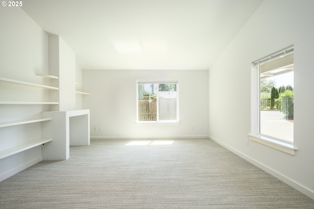 865 SE Roberts Ct, Mcminnville, OR 97128 - unfurnished living room with baseboards and carpet