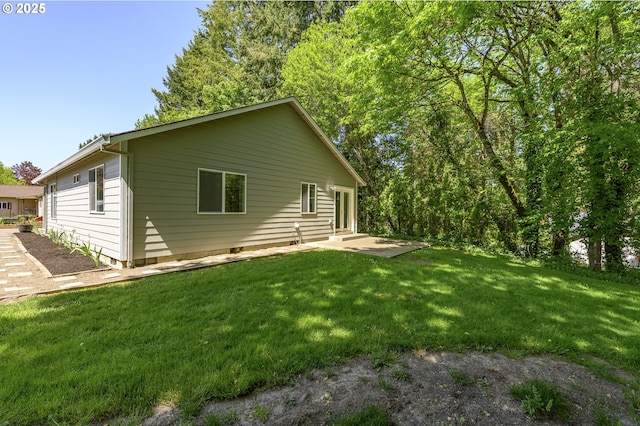 865 SE Roberts Ct, Mcminnville, OR 97128 - back of house featuring a patio and a yard