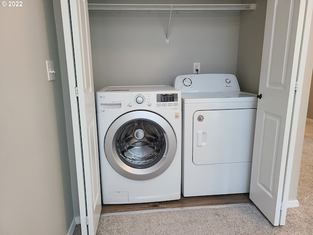 667 SE 5th Ave, Hillsboro, OR 97123 - washroom featuring washer and dryer and carpet flooring
