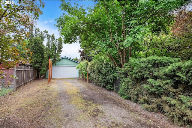 7940 SE 75th Pl, Portland, OR 97206 - view of detached garage