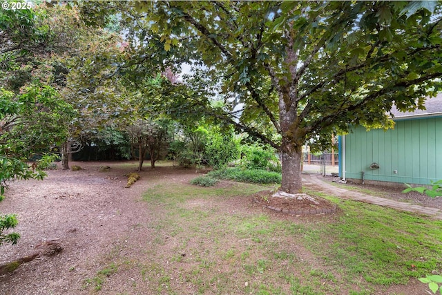 7940 SE 75th Pl, Portland, OR 97206 - view of yard