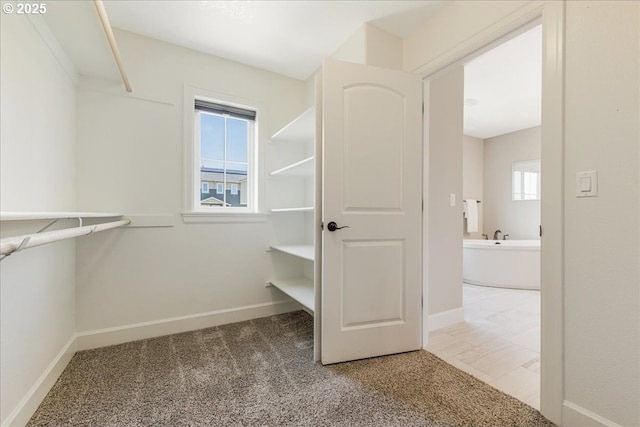 2025 De Vries Way W, Linn, OR 97068 - view of walk in closet