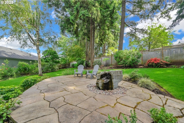 2038 Morning View Dr, Eugene, OR 97405 - fenced backyard featuring a patio area