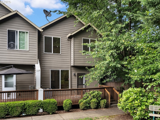 7804 SW Brookline Ln, Portland, OR 97224 - back of house featuring a wooden deck