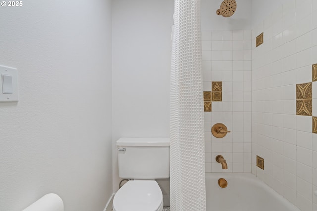 2845 SW Raleighview Dr, Portland, OR 97225 - full bath featuring toilet and shower / bath combo