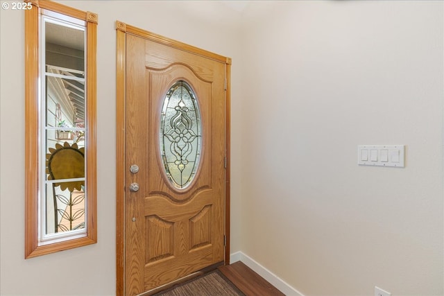 257 SW Nancy Cir, Gresham, OR 97030 - foyer entrance with baseboards and dark wood-style floors