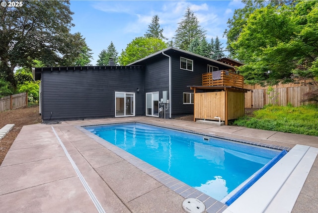 16880 Cortez Ct, Lake Oswego, OR 97035 - view of swimming pool with a wooden deck