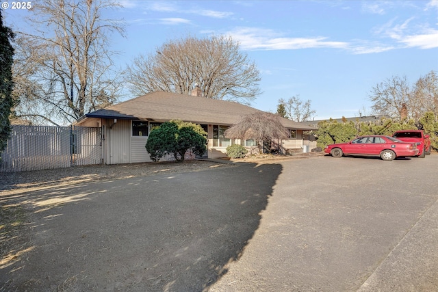 view of front of property