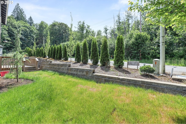 234 SE 29th St, Gresham, OR 97080 - view of yard with a deck
