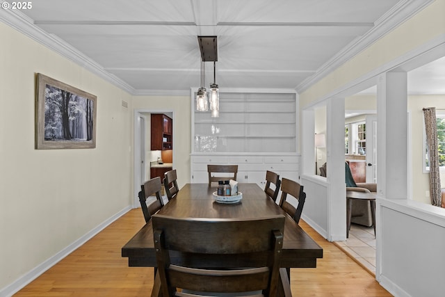 415 W Madrone St, Roseburg, OR 97470 - dining room with light wood-style flooring and ornamental molding