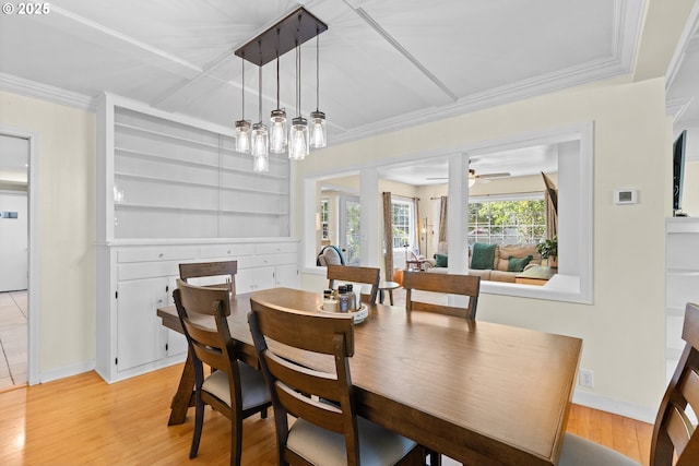 415 W Madrone St, Roseburg, OR 97470 - dining area featuring crown molding, light wood-type flooring, and a ceiling fan