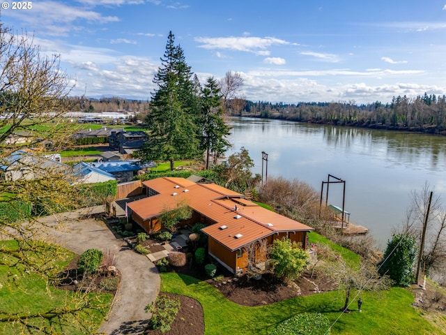 bird's eye view featuring a water view