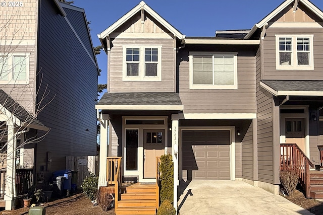 view of front of property featuring a garage