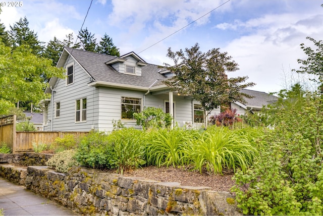 7154 N Greeley Ave, Portland, OR 97217 - view of front of property with a shingled roof
