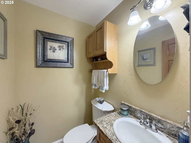 6931 Oakwood Ct, Brookings, OR 97415 - bathroom featuring toilet and vanity