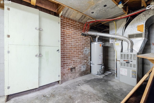3315 SE 15th Ave, Portland, OR 97202 - utility room with gas water heater