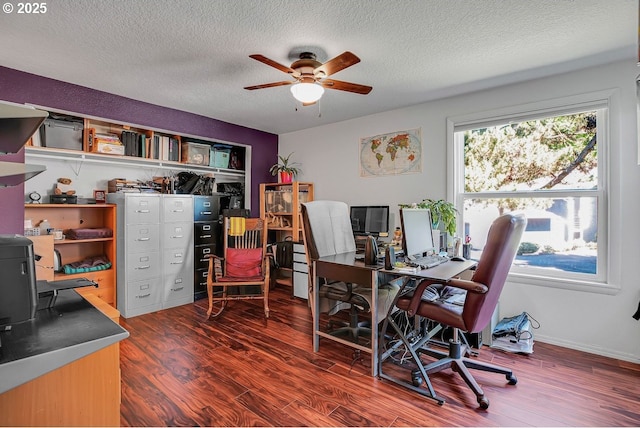 8458 SW Mohawk St, Tualatin, OR 97062 - home office with a ceiling fan, wood finished floors, and a textured ceiling