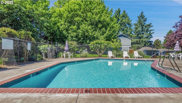 8458 SW Mohawk St, Tualatin, OR 97062 - community pool with view of wooded area