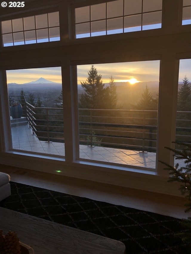 1500 SW Miller Ct, Gresham, OR 97080 - detailed view of a mountain backdrop
