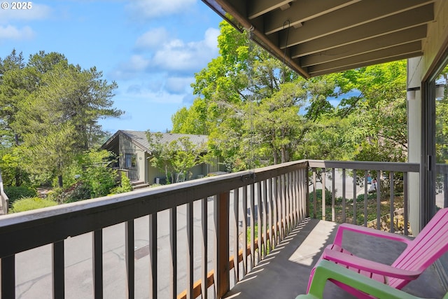 7522 SW Barnes Rd Unit E, Portland, OR 97225 - view of balcony