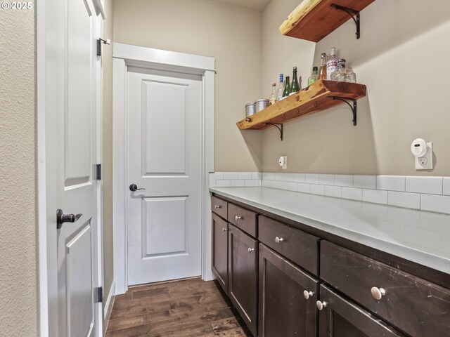 1725 NE Currin Creek Dr, Estacada, OR 97023 - laundry area with dark wood-style floors