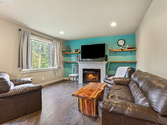 1725 NE Currin Creek Dr, Estacada, OR 97023 - living area with a tiled fireplace, baseboards, hardwood / wood-style floors, and recessed lighting