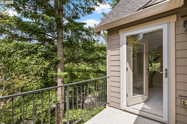 12842 Boones Ferry Rd, Lake Oswego, OR 97035 - view of balcony