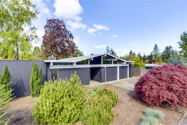 exterior space featuring fence