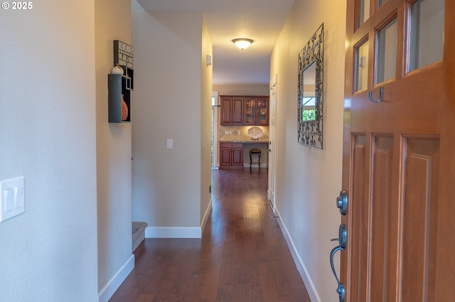 14988 SE Glenbrook Rd, Clackamas, OR 97015 - corridor featuring dark wood-style flooring and baseboards