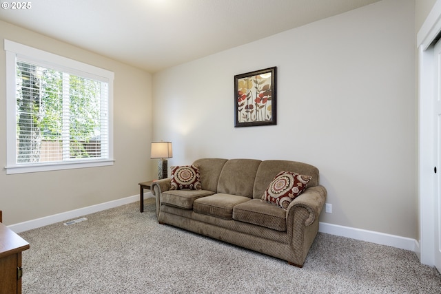 11862 White Ln, Oregon City, OR 97045 - living area featuring carpet and baseboards