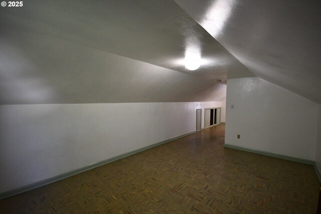 719 W 11th St, The Dalles, OR 97058 - bonus room with lofted ceiling and baseboards