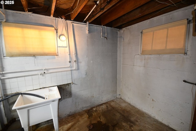 719 W 11th St, The Dalles, OR 97058 - view of unfinished basement