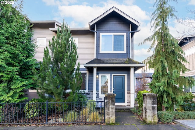 view of front of house with a fenced front yard