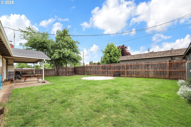 1808 S 4th St, Cottage Grove, OR 97424 - view of yard with a patio