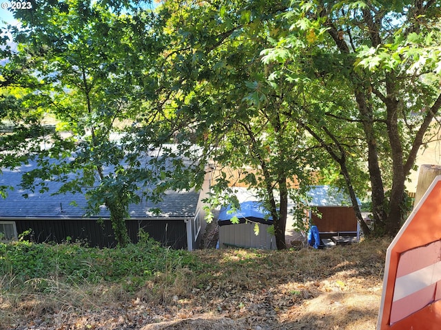 130 Aker Dr, Myrtle Creek, OR 97457 - view of yard