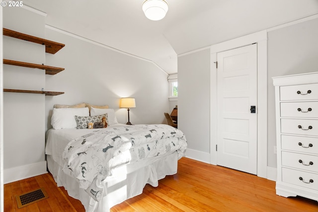 7985 SW Maple Dr, Portland, OR 97225 - bedroom featuring light wood-style flooring and baseboards
