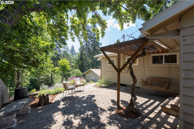 1379 Tucker Rd, Hood River, OR 97031 - view of patio / terrace