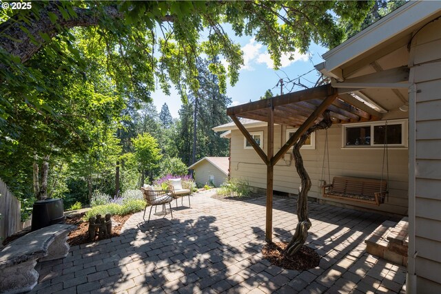 1379 Tucker Rd, Hood River, OR 97031 - view of patio / terrace