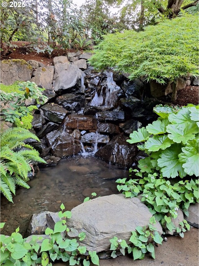 34643 Mountain View Pl NE, Albany, OR 97322 - exterior view of a small pond