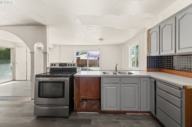 1203 NE 190th Pl, Portland, OR 97230 - kitchen featuring electric stove, a sink, dark wood-style floors, light countertops, and gray cabinetry