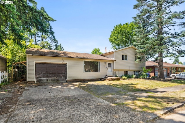 1203 NE 190th Pl, Portland, OR 97230 - tri-level home with driveway
