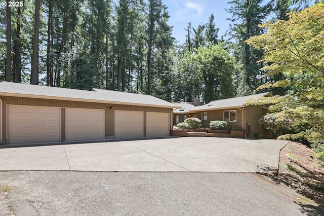 12028 SW Lesser Rd, Portland, OR 97219 - view of garage