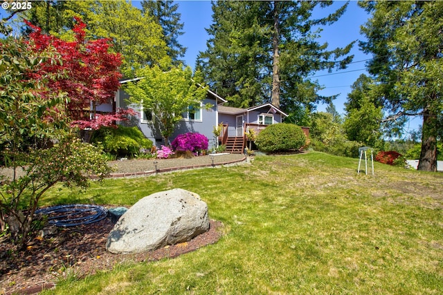 590 Fairchild St, Canyonville, OR 97417 - view of yard featuring a deck