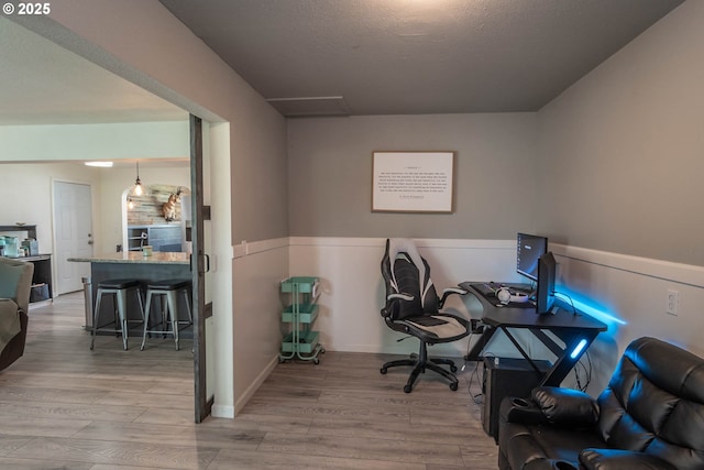 4033 Hanna St, Roseburg, OR 97471 - home office featuring wainscoting and wood finished floors