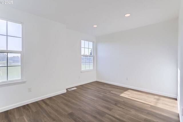 1189 S Aspen Way, Canby, OR 97013 - bathroom featuring a shower stall, vanity, and wood finished floors