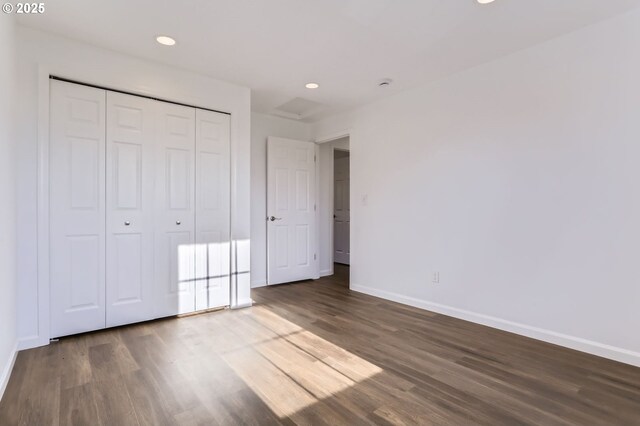 1189 S Aspen Way, Canby, OR 97013 - unfurnished room featuring wood finished floors, baseboards, and recessed lighting