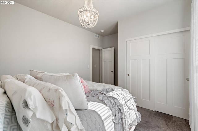 1939 Branch Creek Dr, Longview, WA 98632 - bedroom featuring carpet, a chandelier, and a closet