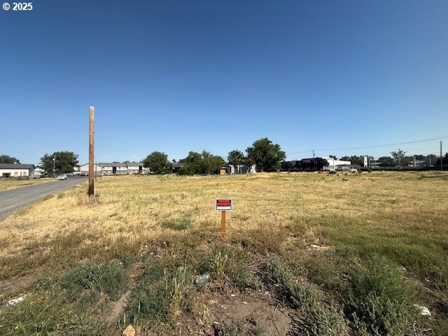 337 E Highland Ave, Hermiston, OR 97838